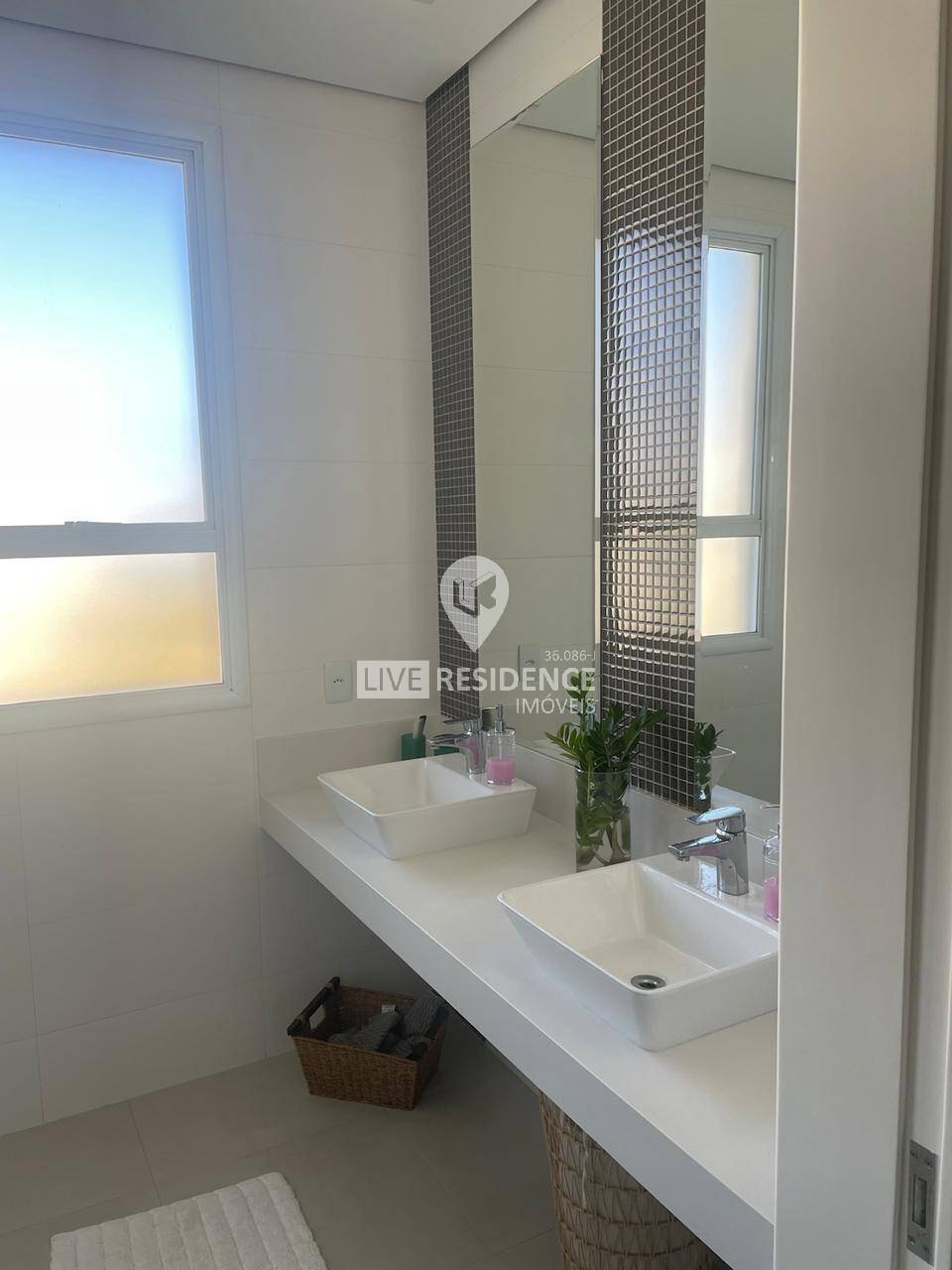 Casa à venda com 4 quartos, 434m² - Foto 56