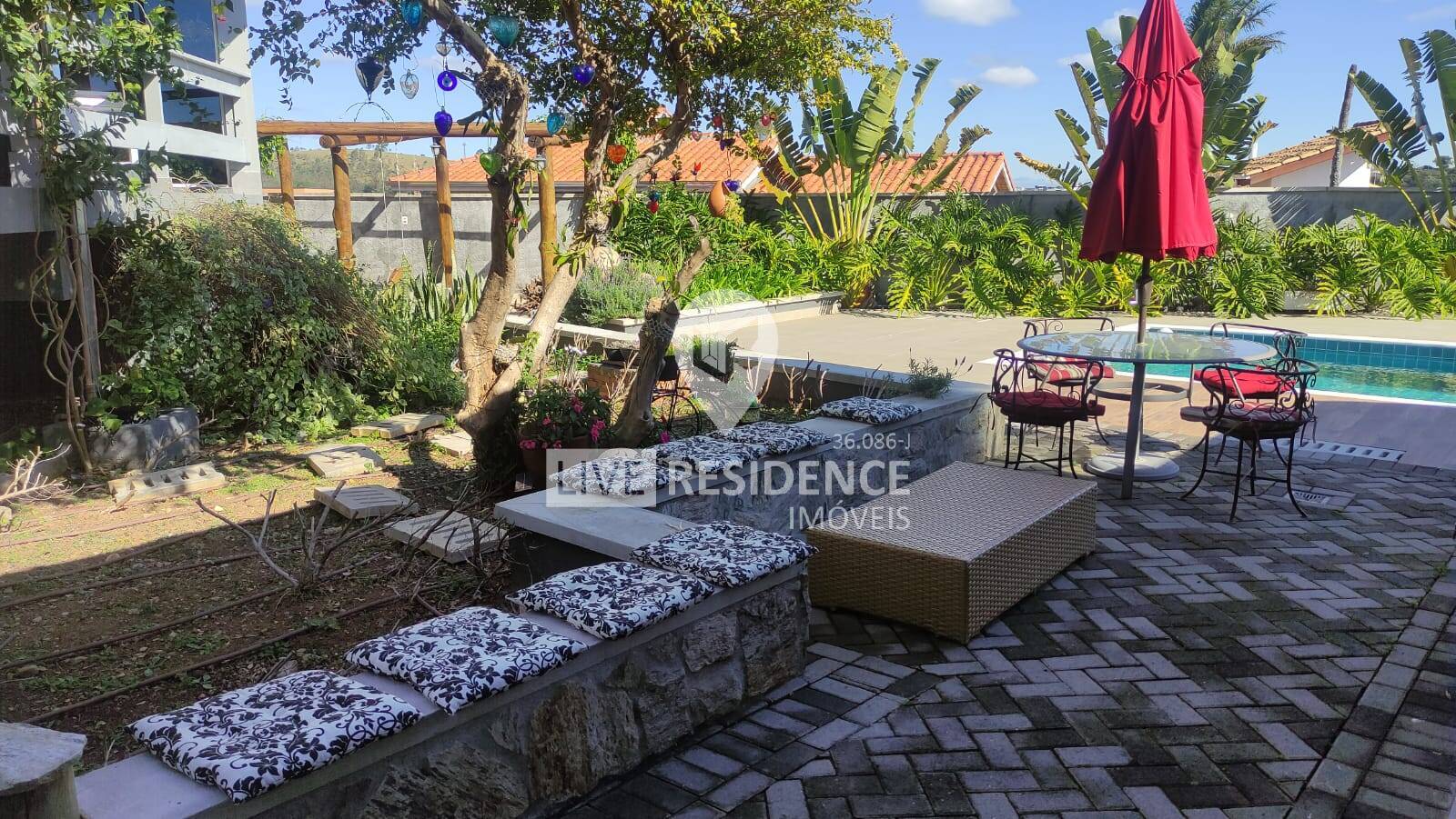 Casa à venda com 6 quartos, 452m² - Foto 2