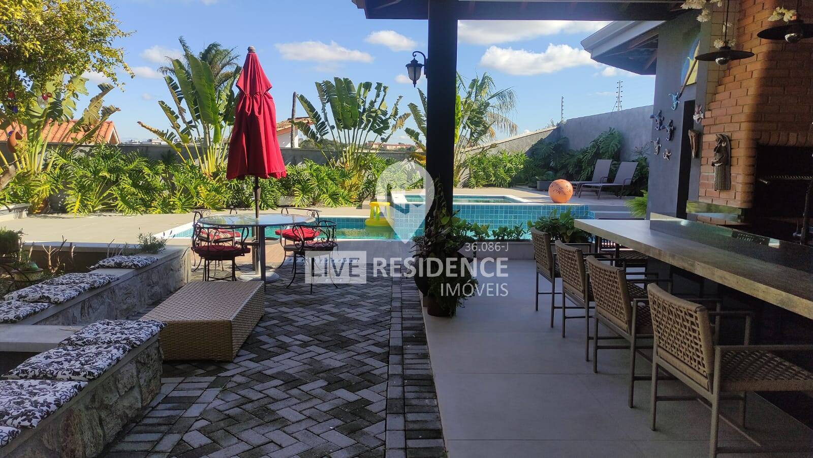 Casa à venda com 6 quartos, 452m² - Foto 3