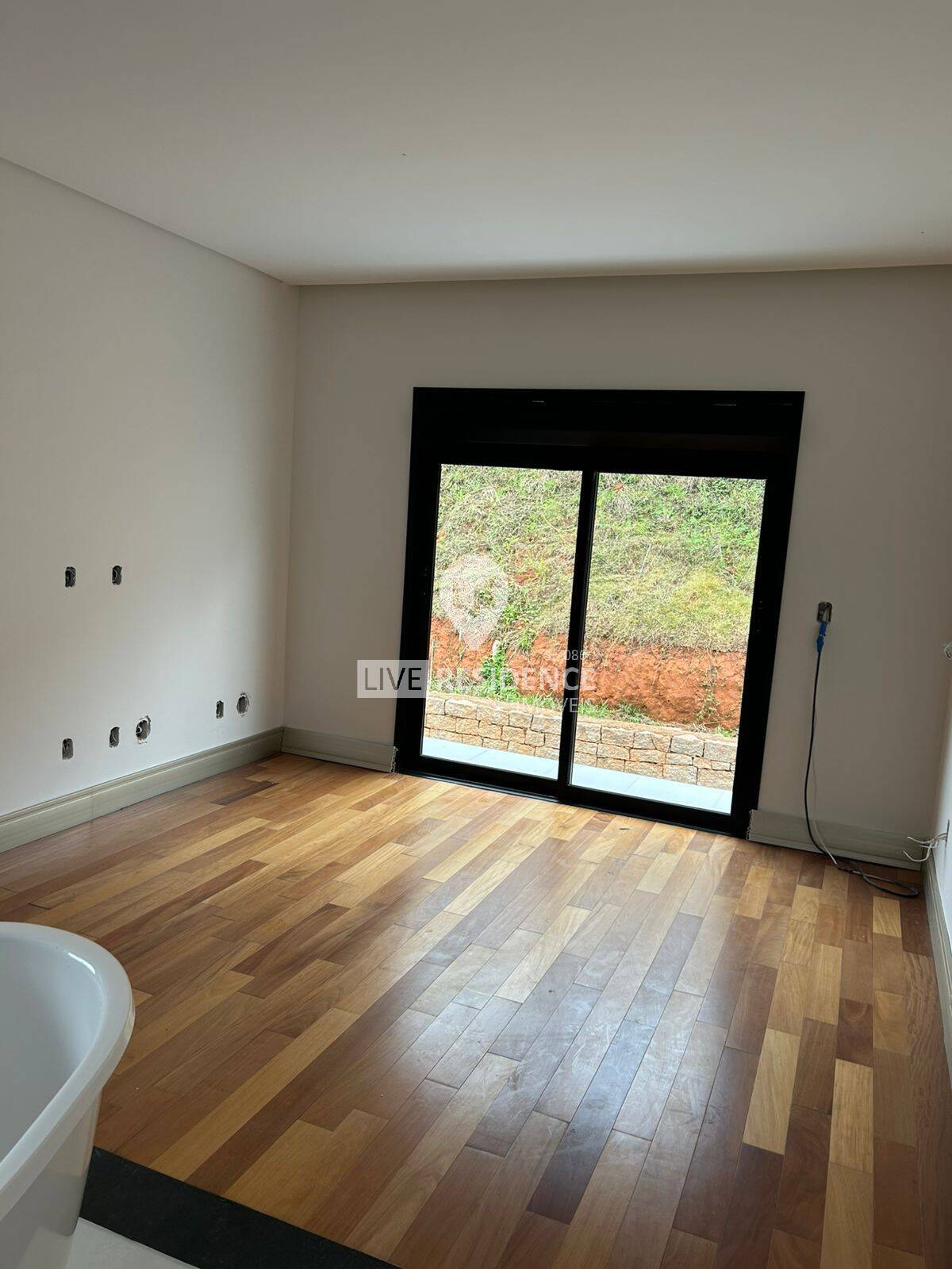 Casa à venda com 3 quartos, 335m² - Foto 15