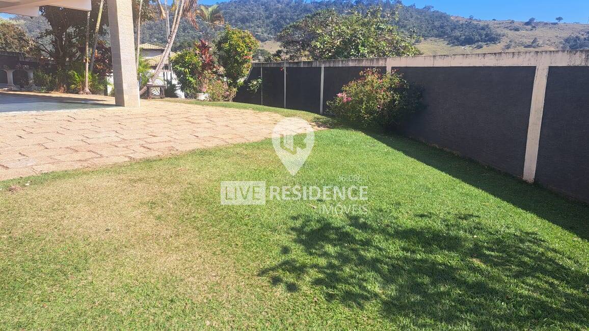 Casa à venda com 4 quartos, 360m² - Foto 14