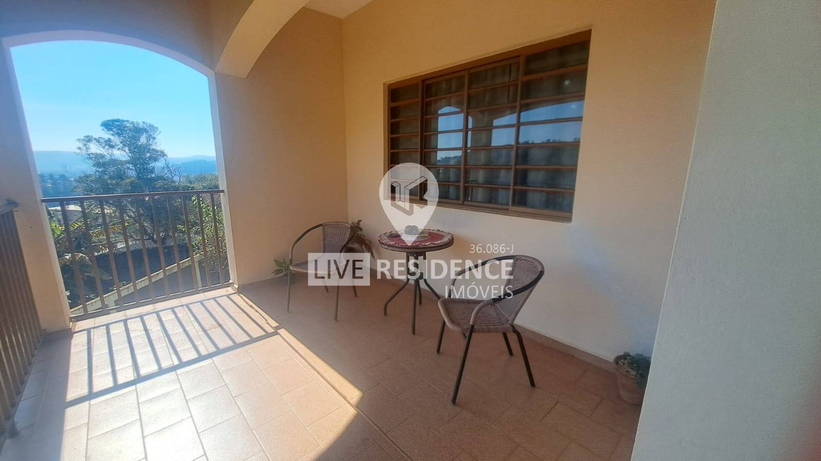 Casa à venda com 4 quartos, 360m² - Foto 26