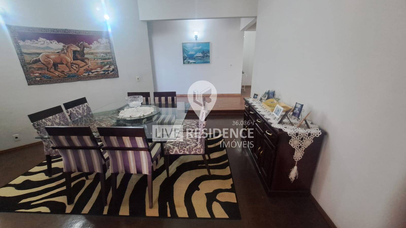 Casa à venda com 4 quartos, 360m² - Foto 8