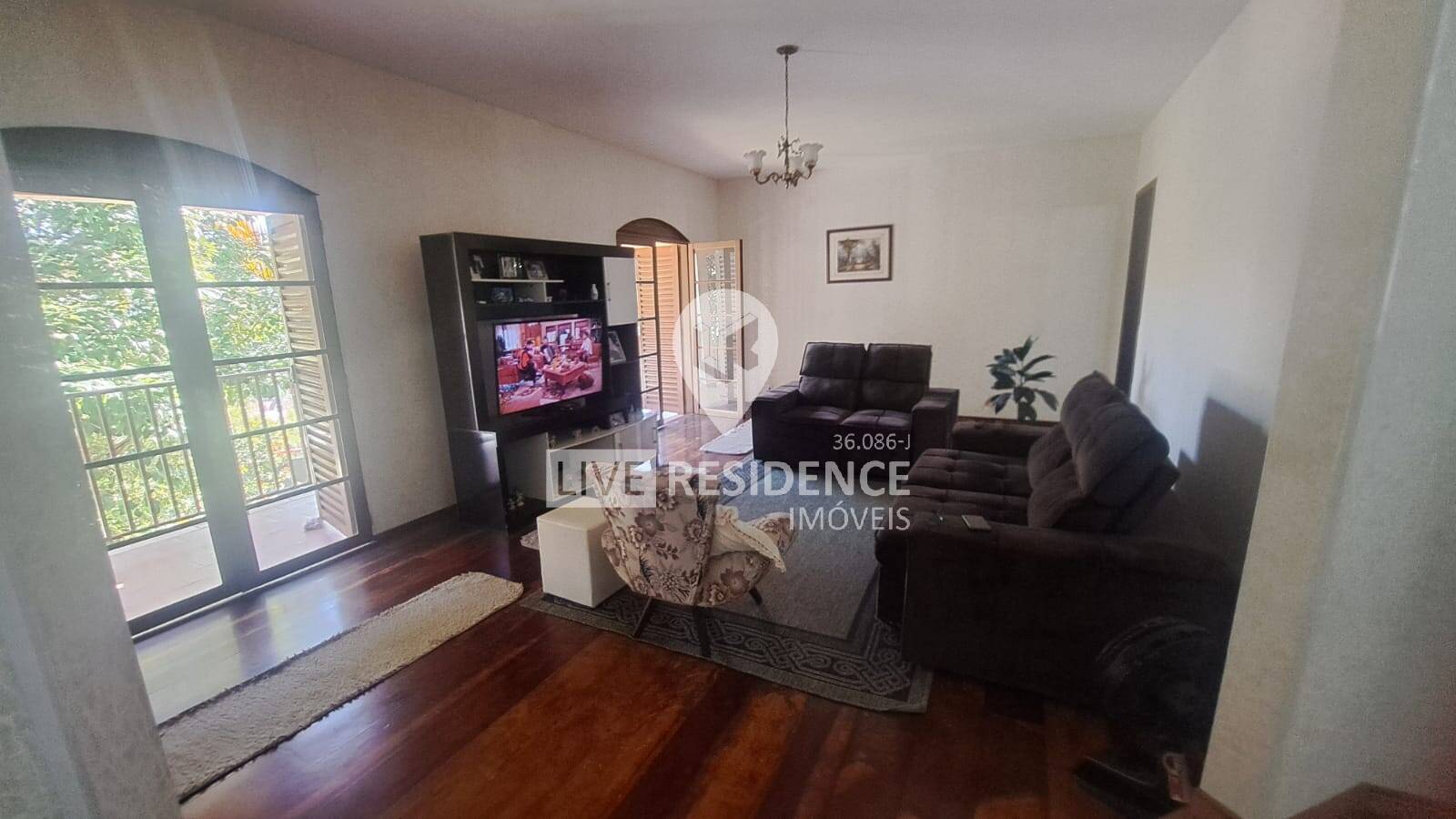 Casa à venda com 4 quartos, 360m² - Foto 43