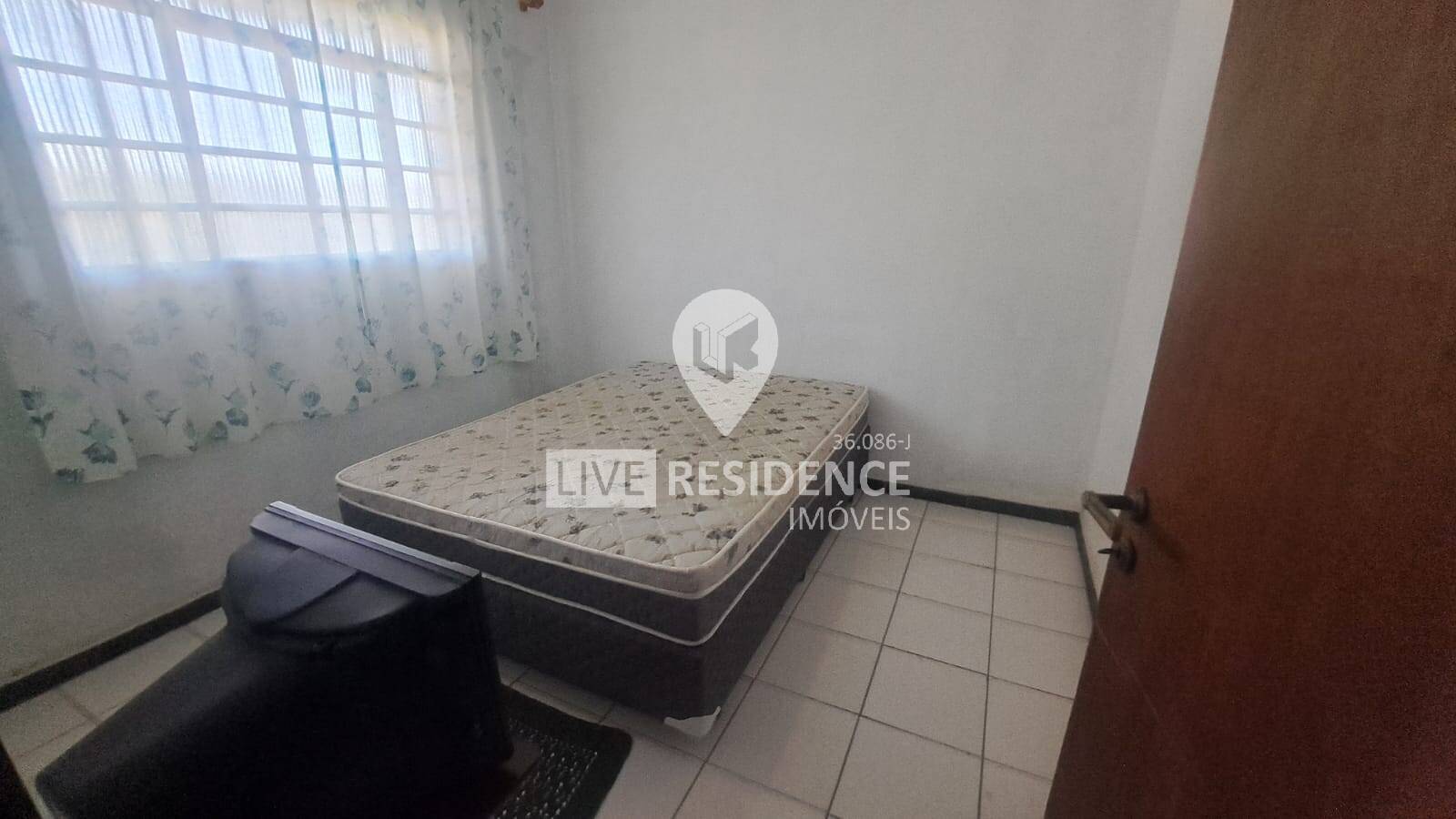 Casa à venda com 4 quartos, 360m² - Foto 52