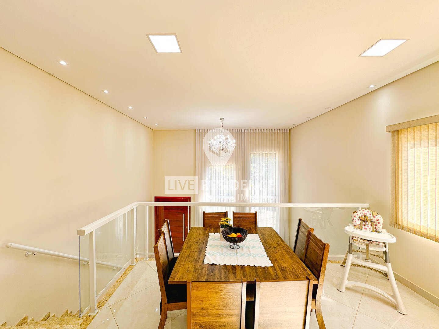 Casa à venda com 4 quartos, 200m² - Foto 10