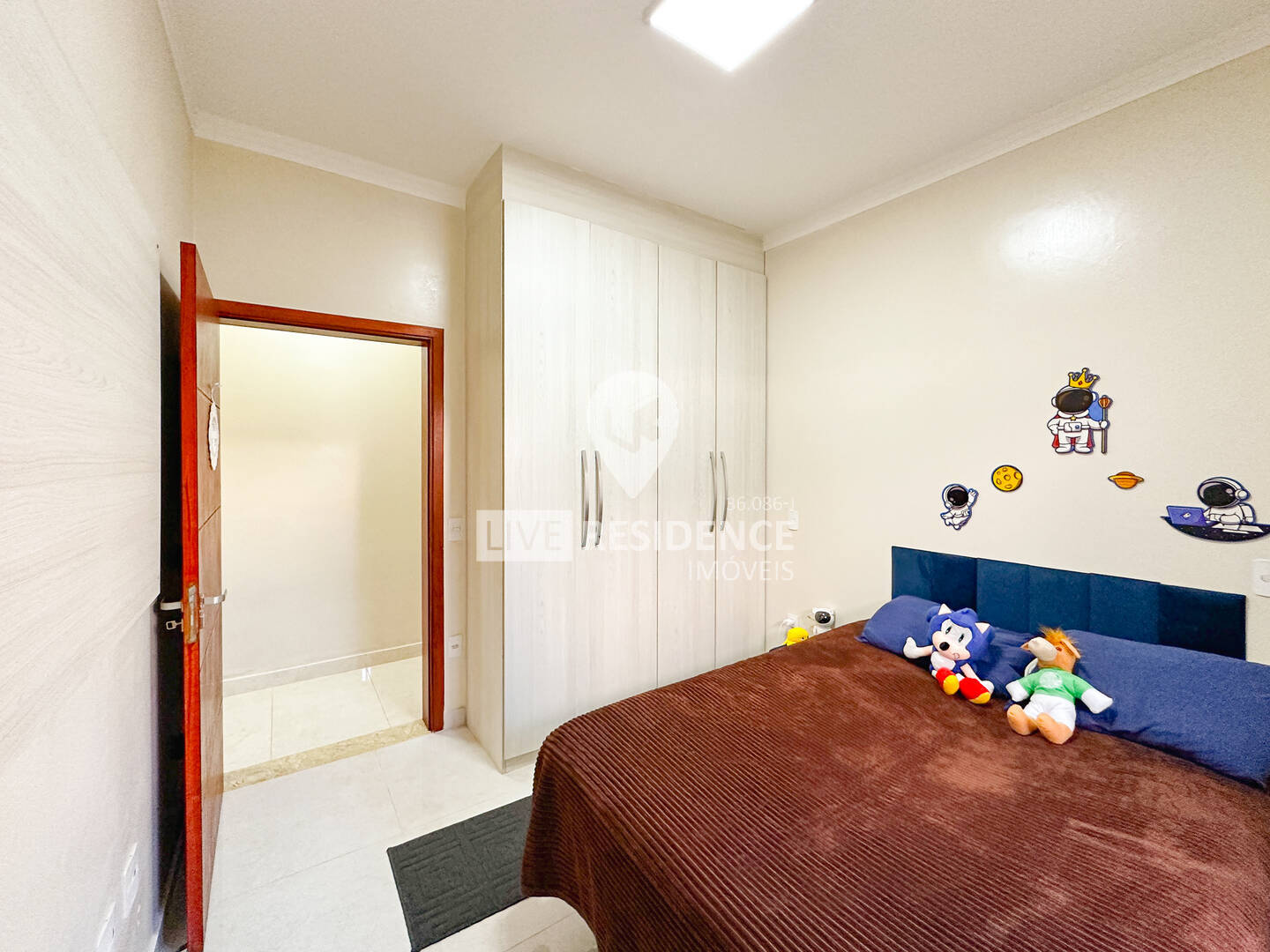 Casa à venda com 4 quartos, 200m² - Foto 18