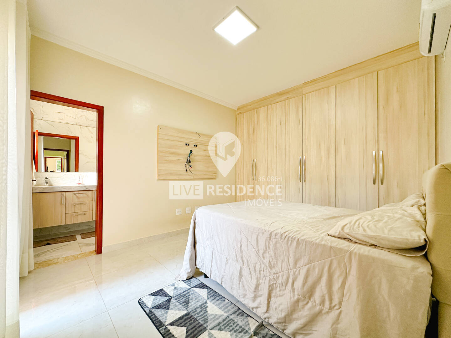 Casa à venda com 4 quartos, 200m² - Foto 19