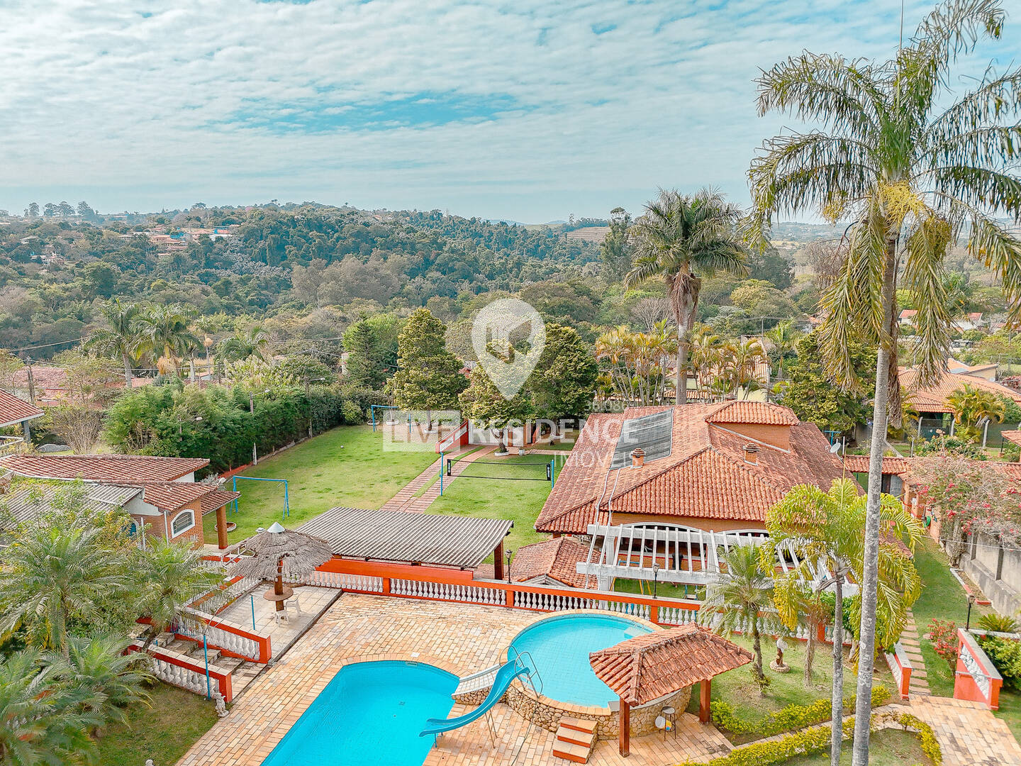 Casa à venda com 5 quartos, 426m² - Foto 7