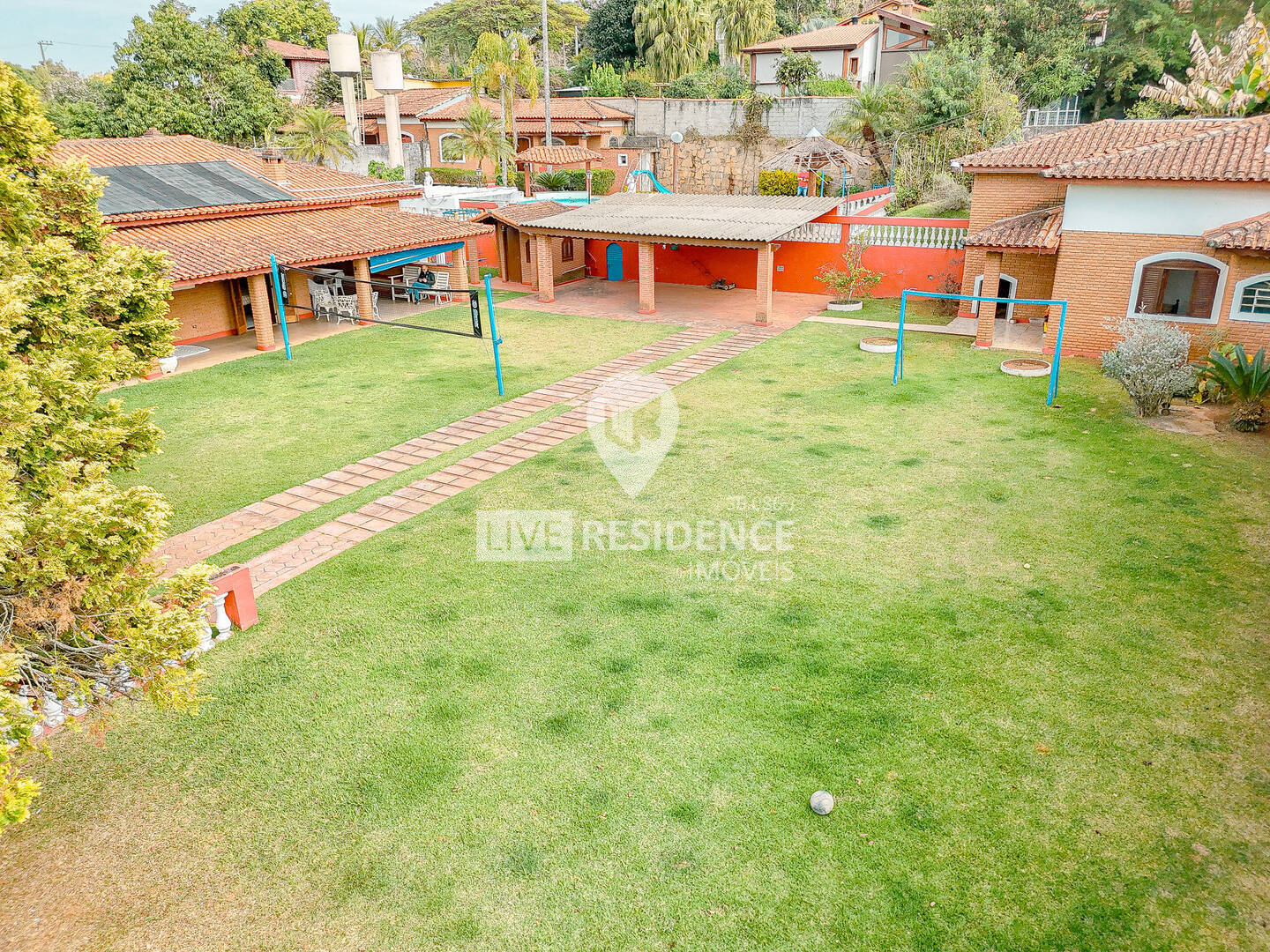 Casa à venda com 5 quartos, 426m² - Foto 10