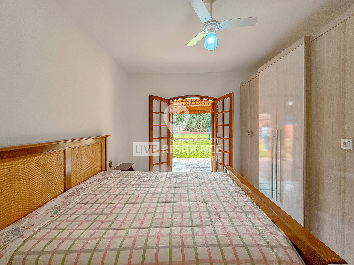 Casa à venda com 5 quartos, 426m² - Foto 15
