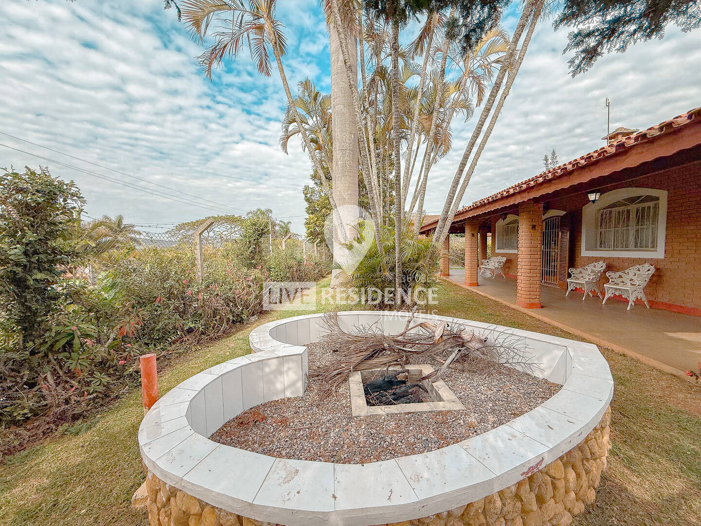 Casa à venda com 5 quartos, 426m² - Foto 47