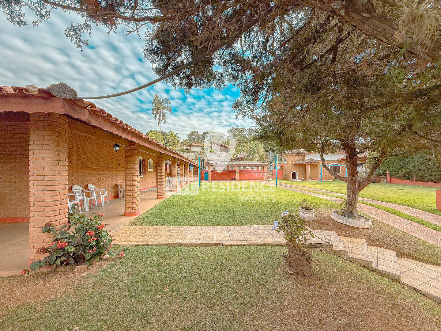 Casa à venda com 5 quartos, 426m² - Foto 48