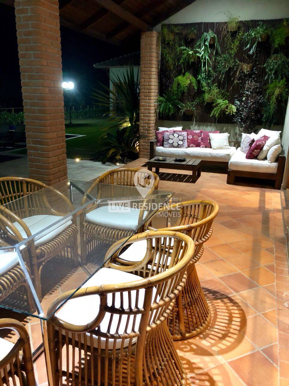 Casa à venda com 5 quartos, 684m² - Foto 1