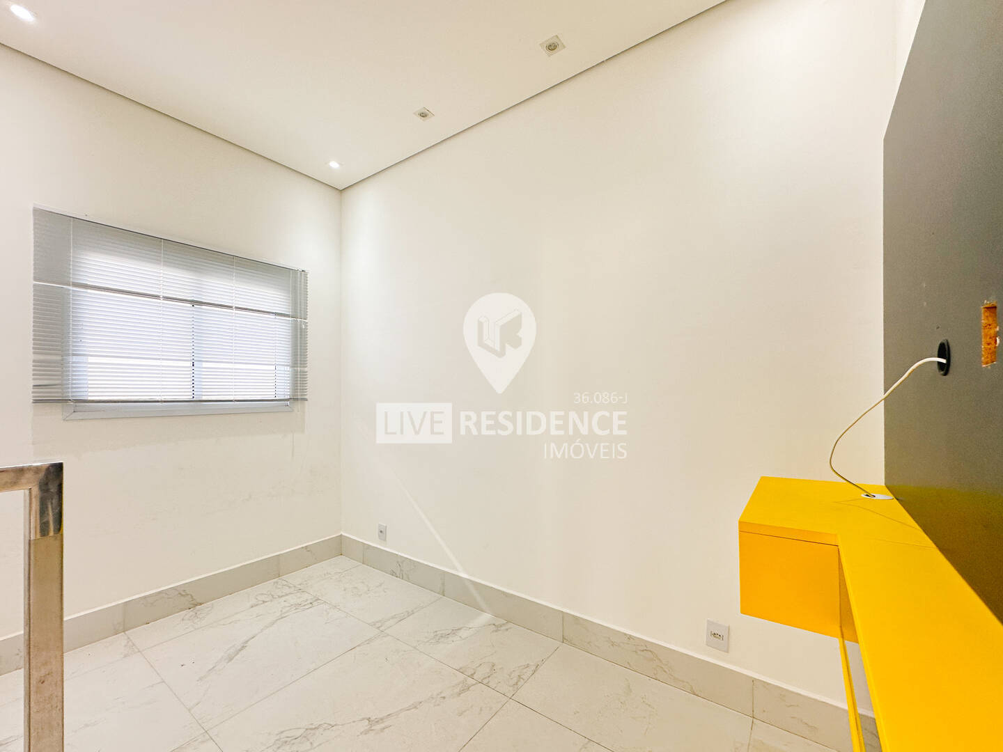 Casa à venda com 3 quartos, 200m² - Foto 16