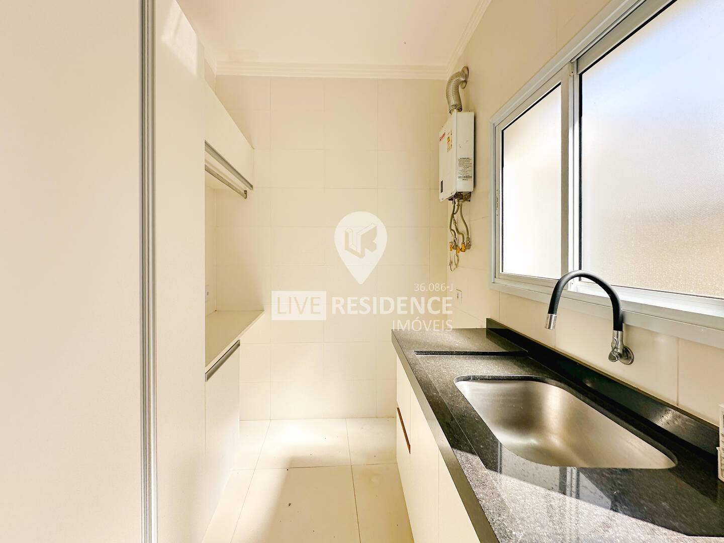 Casa à venda com 3 quartos, 200m² - Foto 26