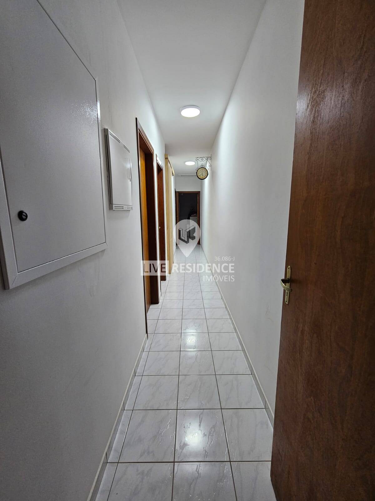 Casa à venda com 3 quartos, 120m² - Foto 11