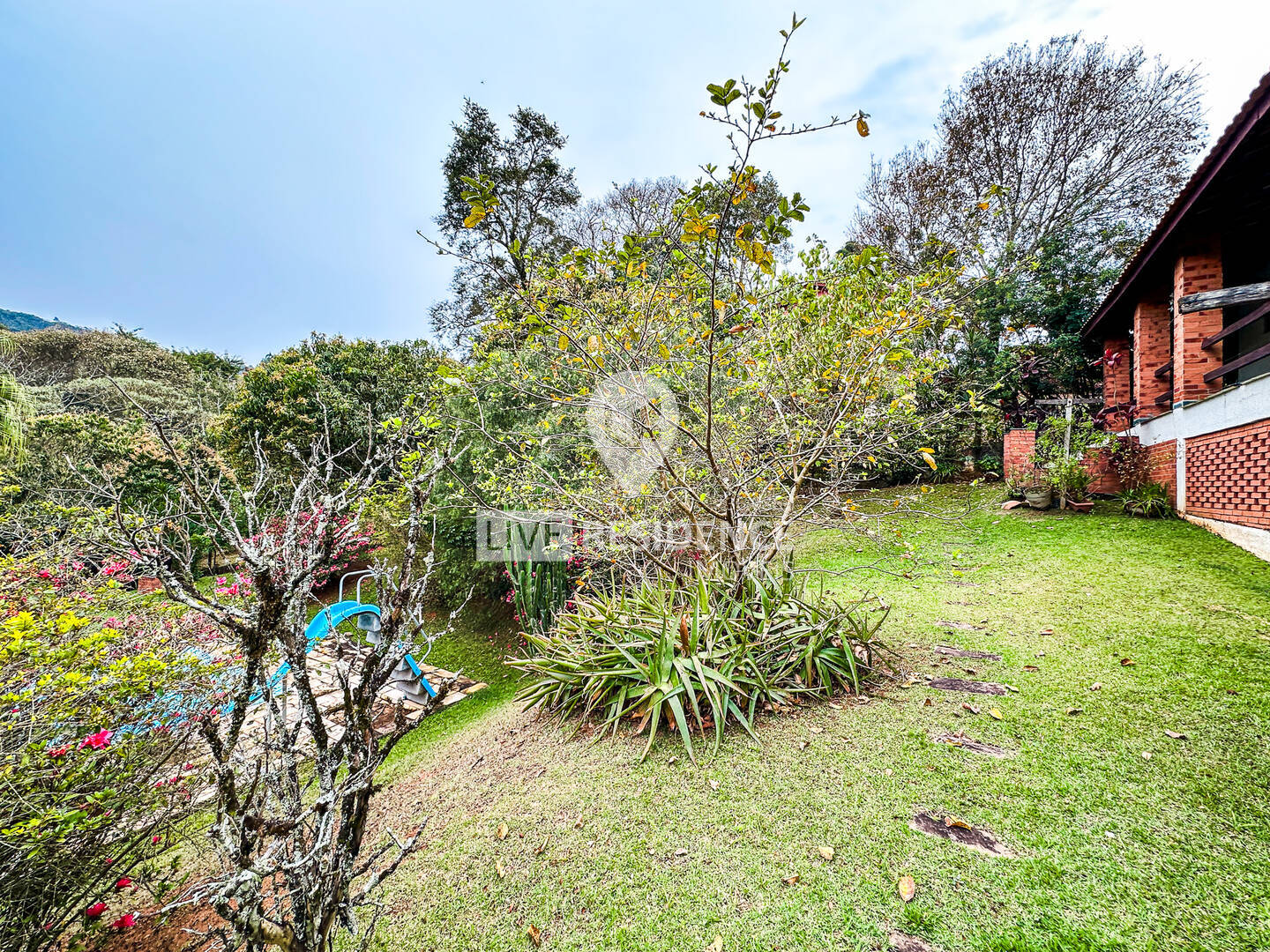 Casa à venda com 3 quartos, 232m² - Foto 6