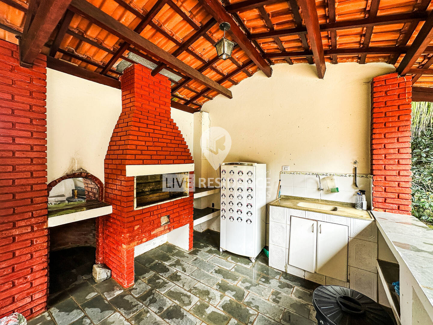 Casa à venda com 3 quartos, 232m² - Foto 5