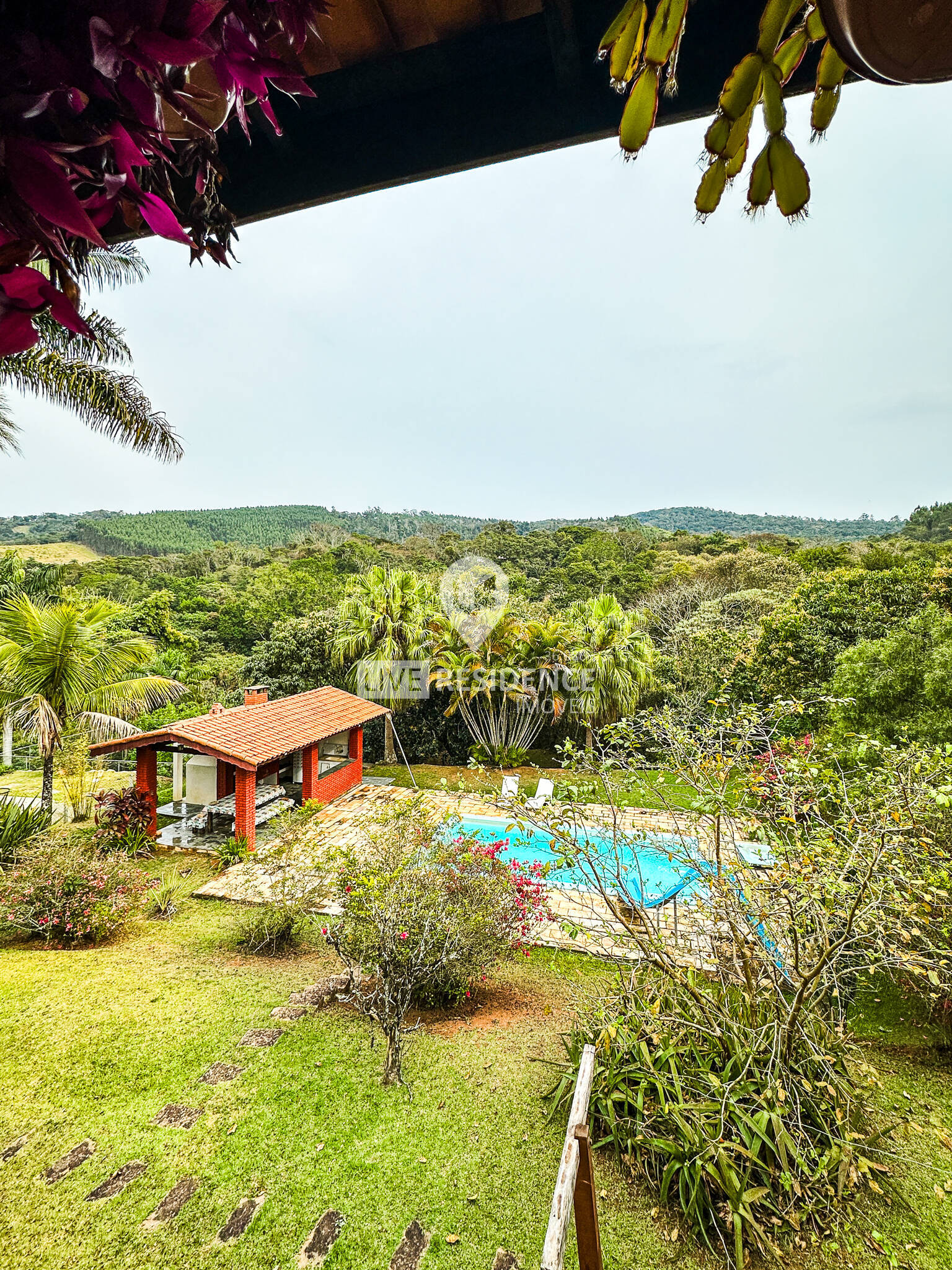 Casa à venda com 3 quartos, 232m² - Foto 35