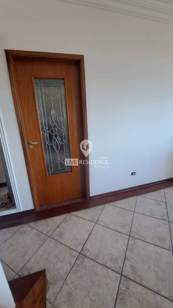 Apartamento à venda com 3 quartos, 117m² - Foto 7