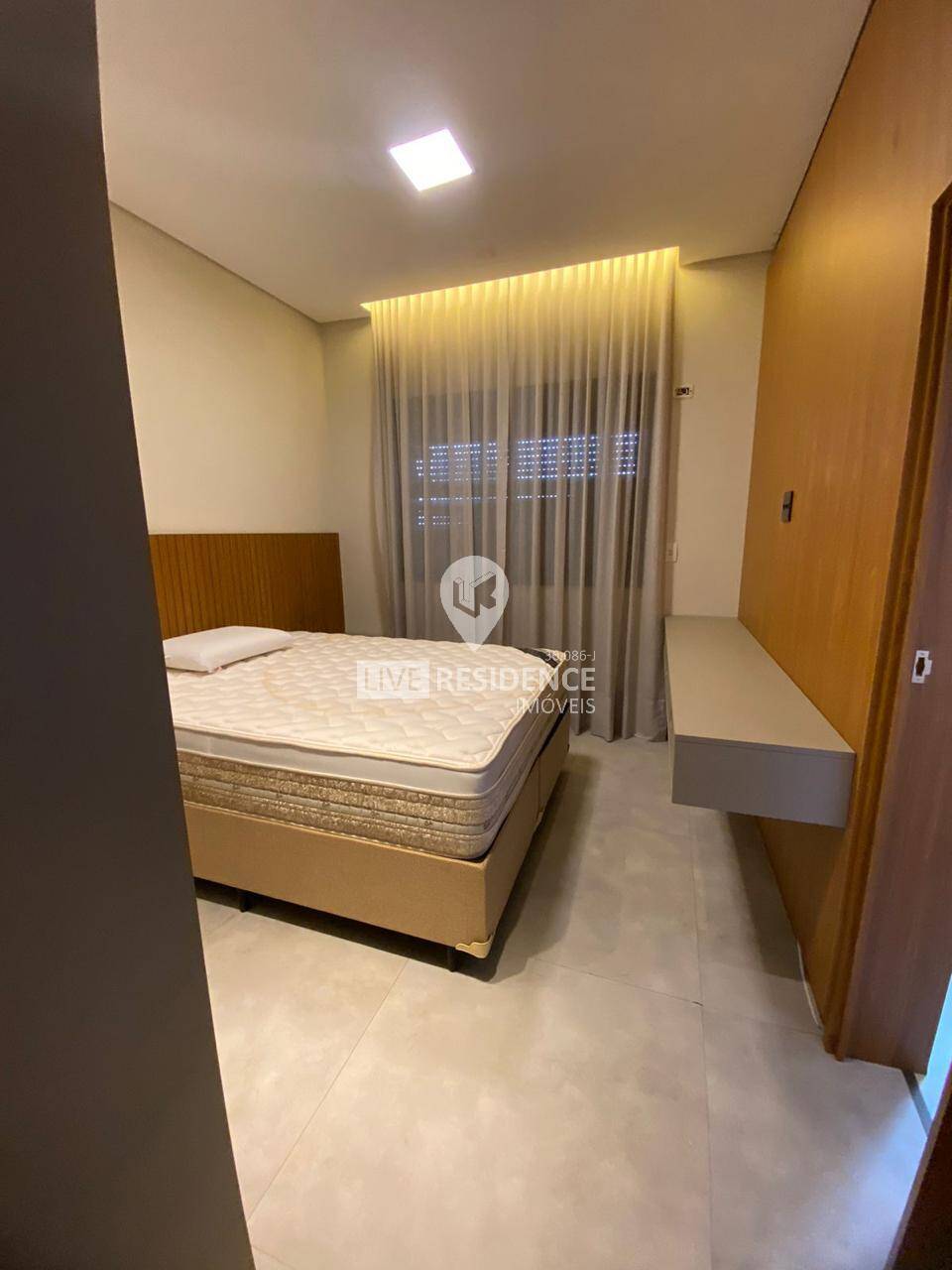 Casa à venda com 3 quartos, 272m² - Foto 7