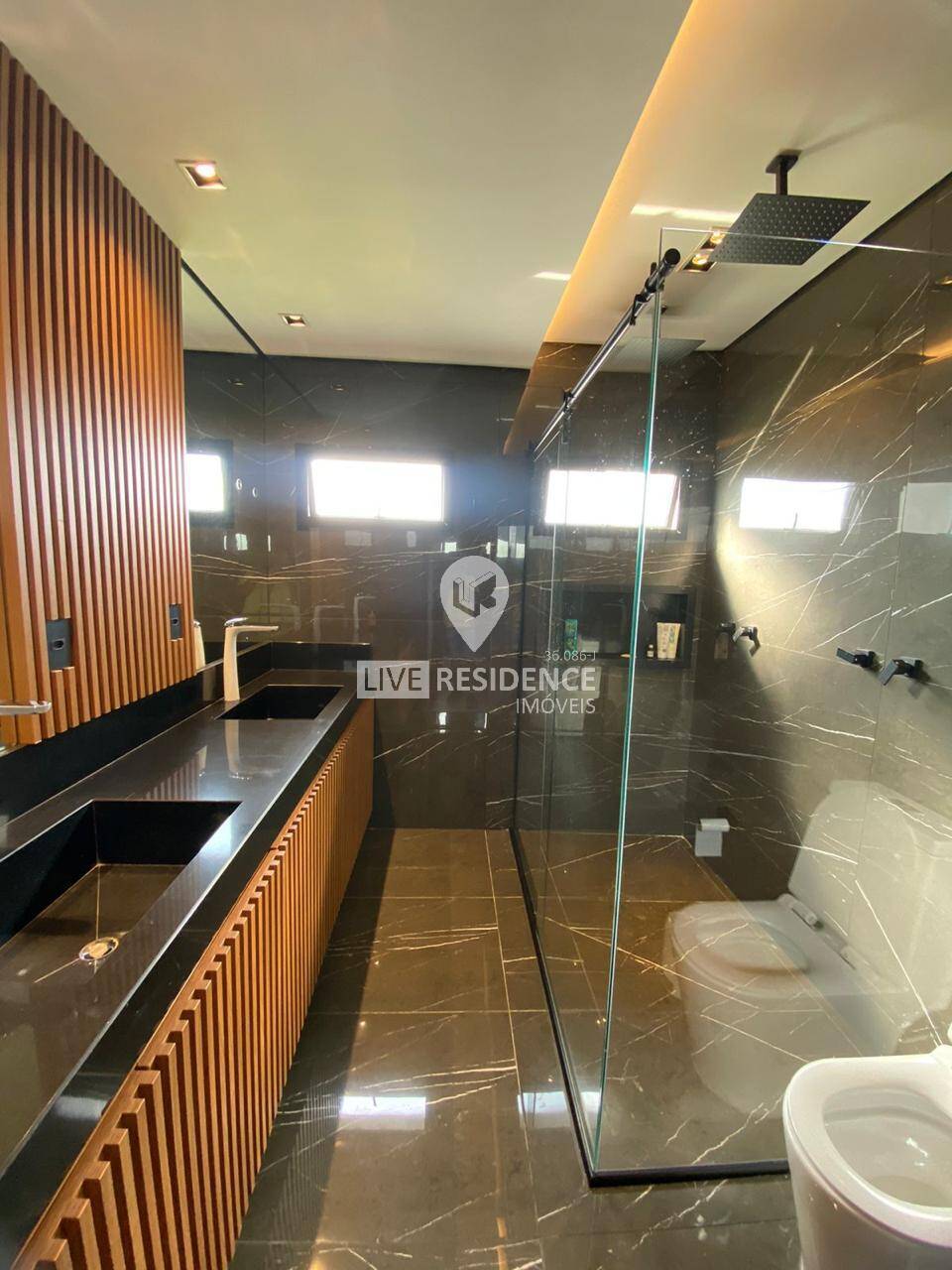 Casa à venda com 3 quartos, 272m² - Foto 8