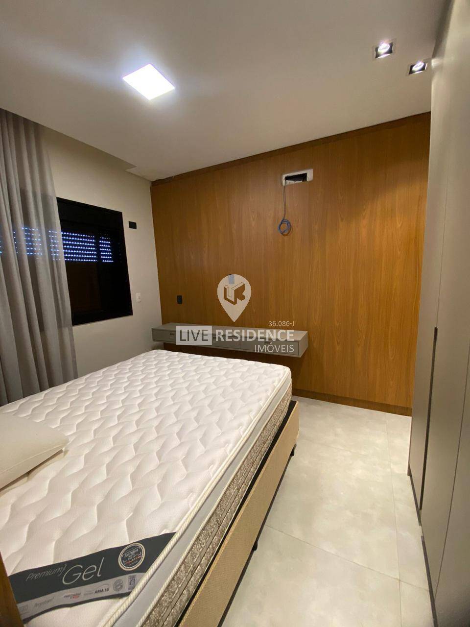 Casa à venda com 3 quartos, 272m² - Foto 11