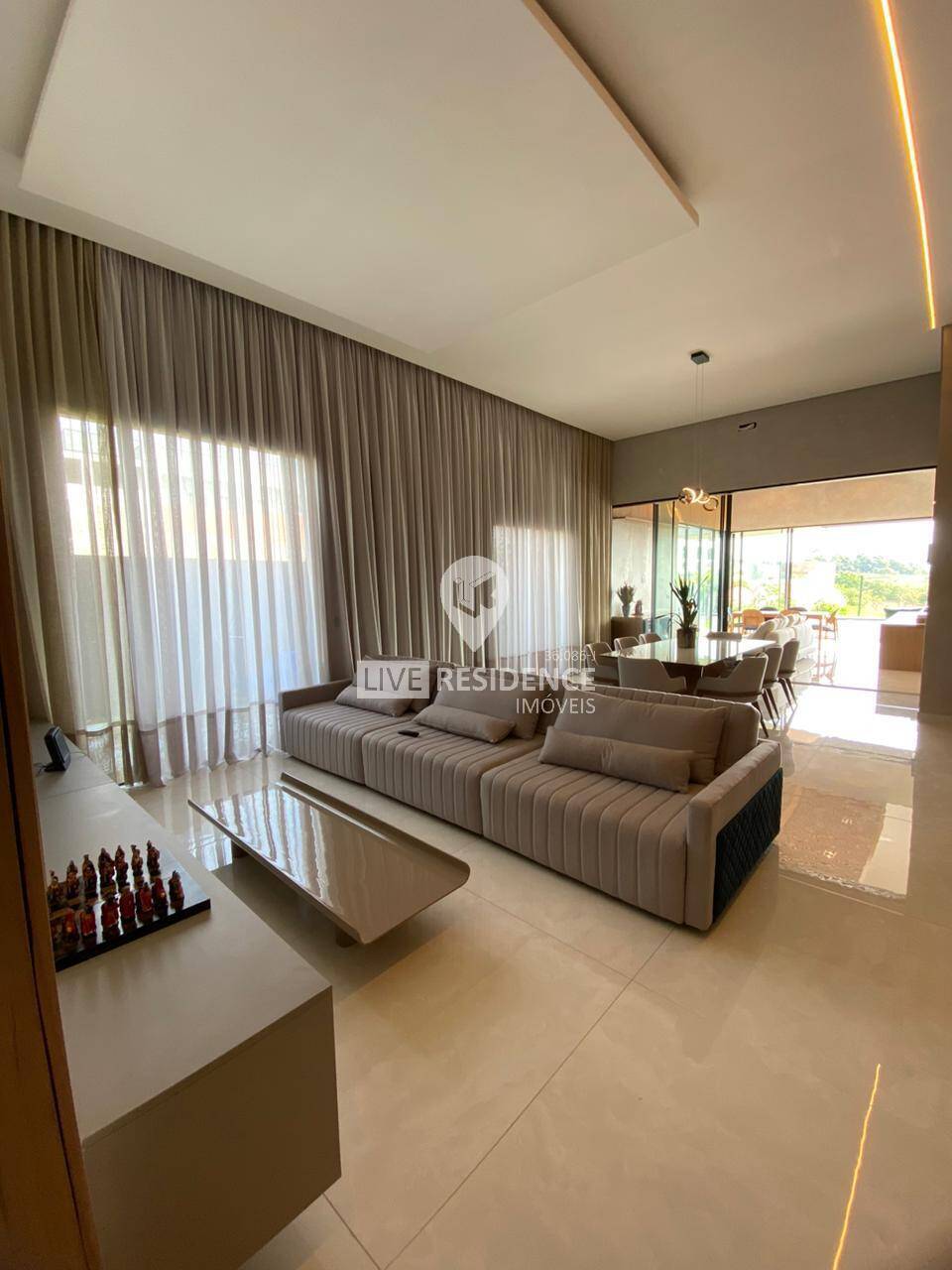 Casa à venda com 3 quartos, 272m² - Foto 19