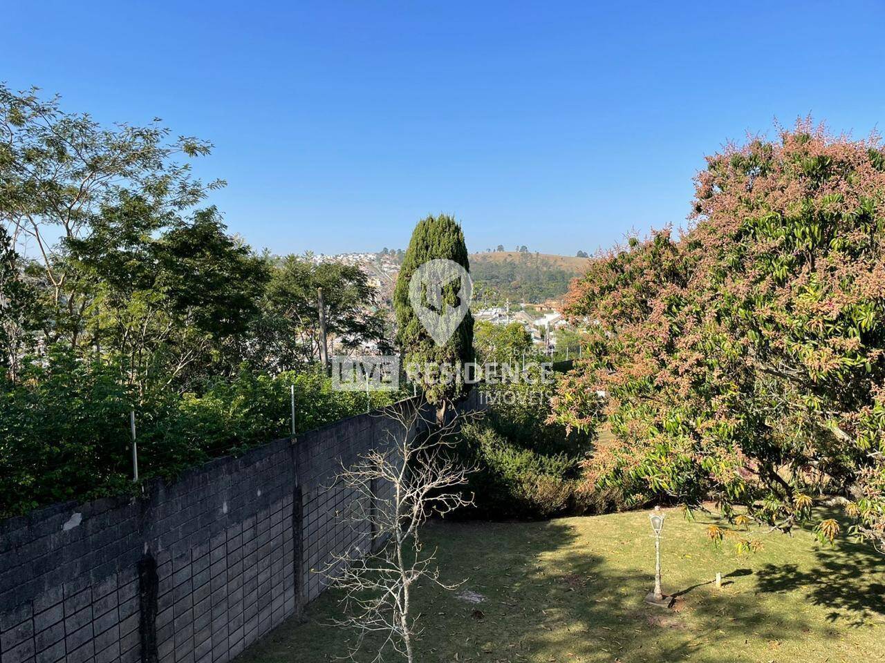 Casa à venda com 4 quartos, 455m² - Foto 9