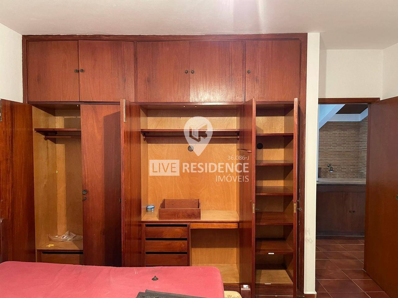 Casa à venda com 4 quartos, 455m² - Foto 14