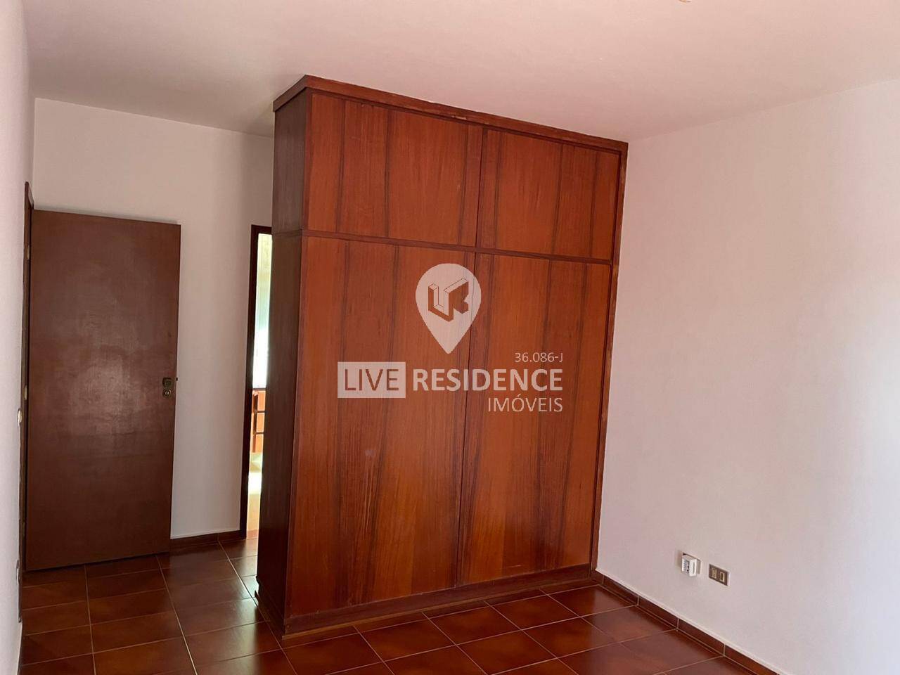 Casa à venda com 4 quartos, 455m² - Foto 27