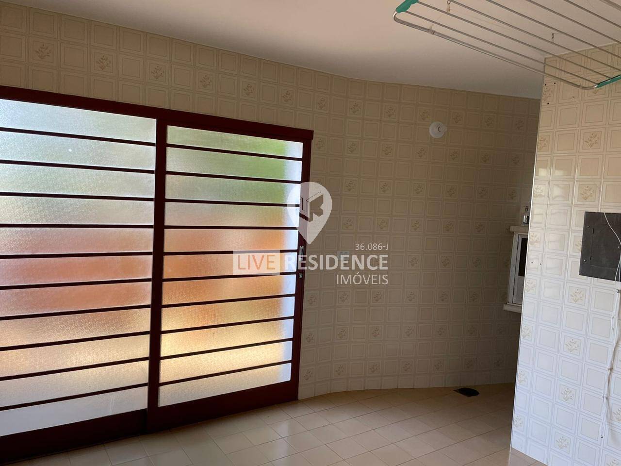 Casa à venda com 4 quartos, 455m² - Foto 37