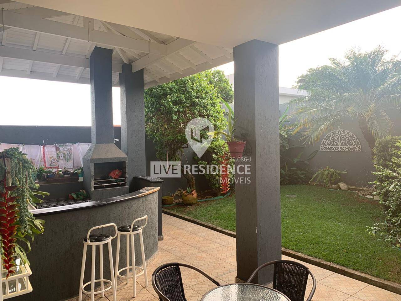 Casa à venda com 3 quartos, 260m² - Foto 16