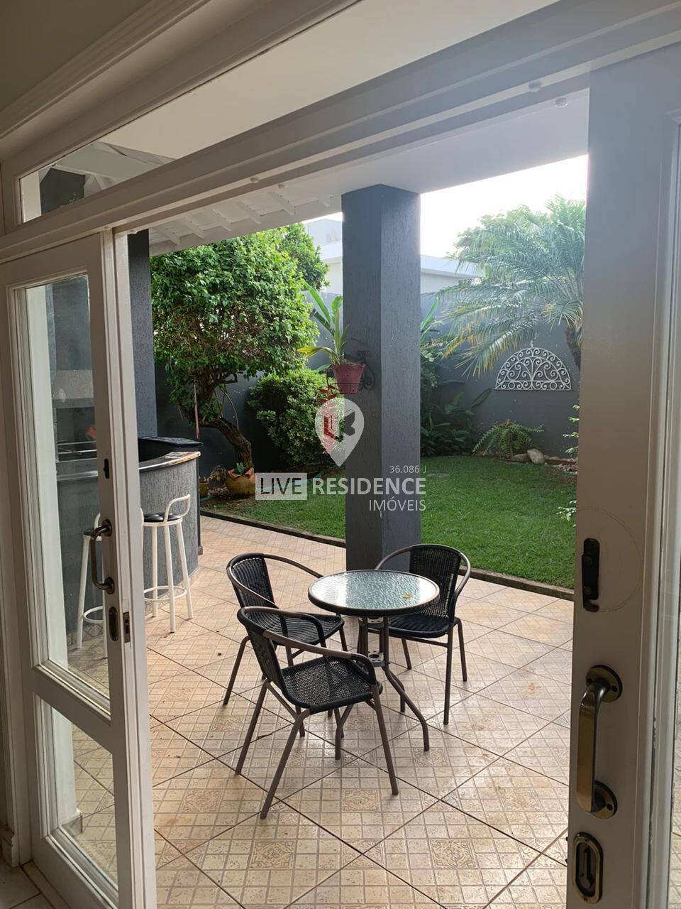 Casa à venda com 3 quartos, 260m² - Foto 27
