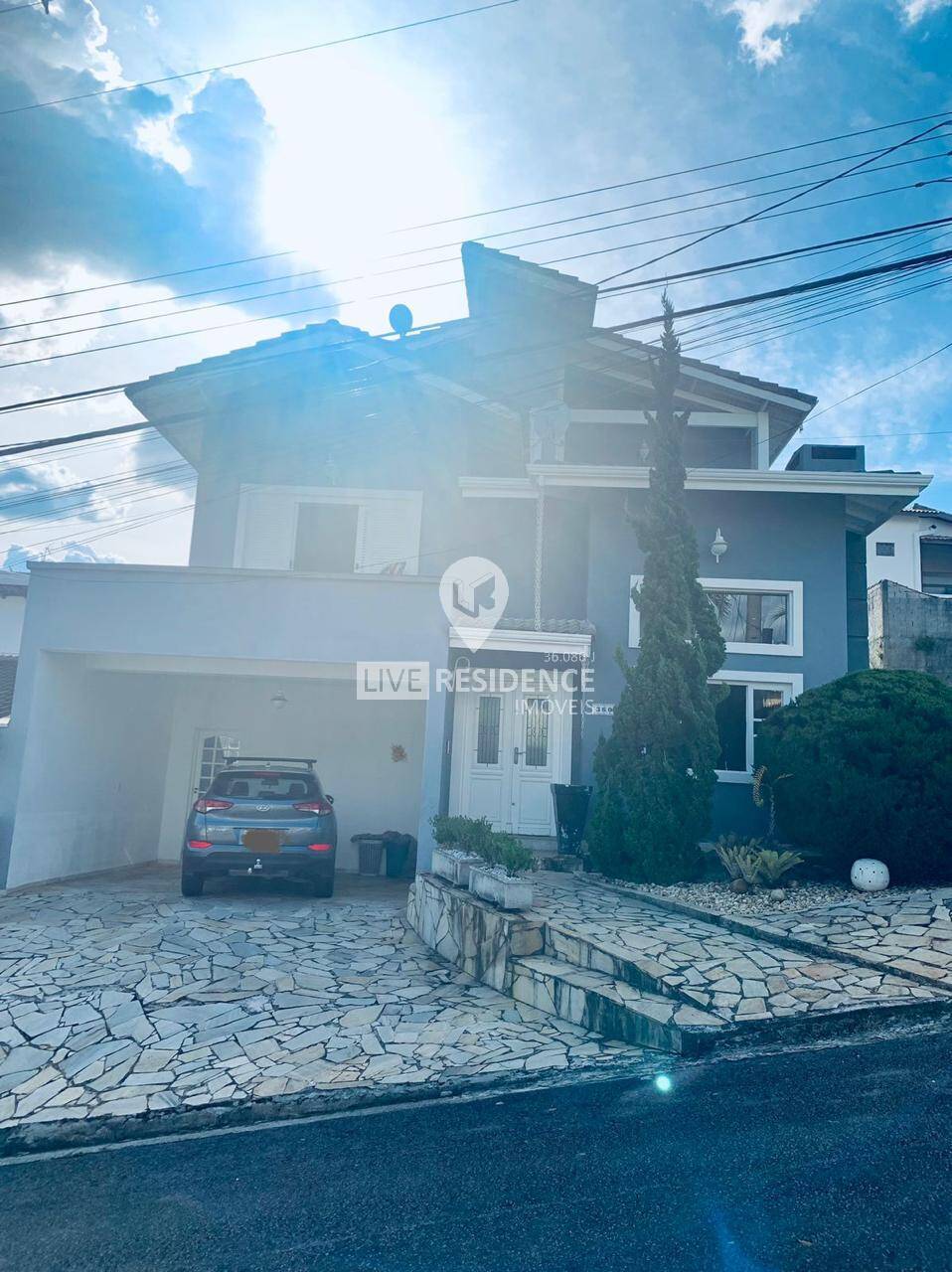 Casa à venda com 3 quartos, 260m² - Foto 2
