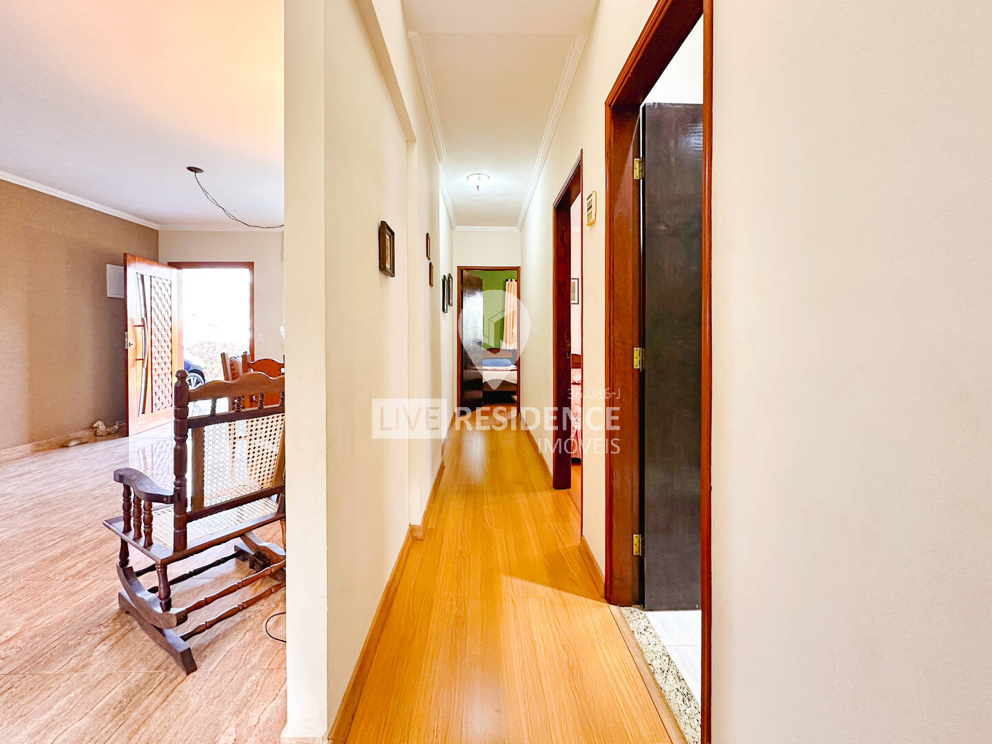 Casa à venda com 3 quartos, 274m² - Foto 18