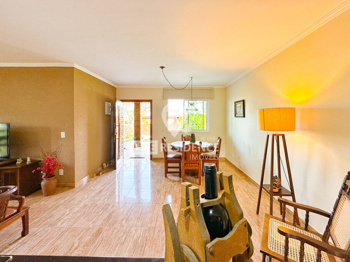 Casa à venda com 3 quartos, 274m² - Foto 17