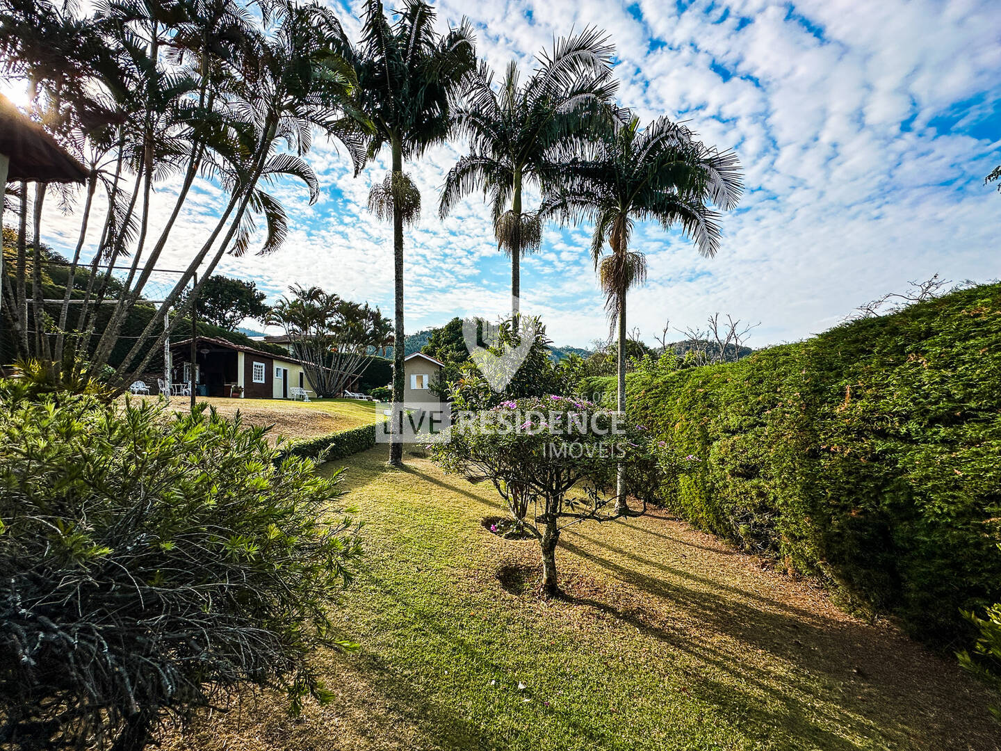 Casa à venda com 3 quartos, 274m² - Foto 25