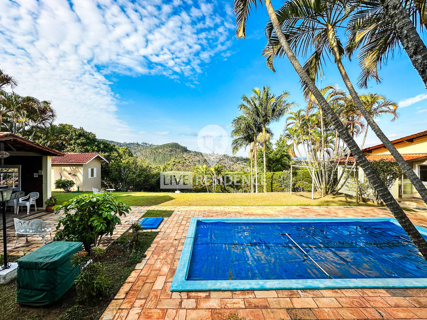 Casa à venda com 3 quartos, 274m² - Foto 29