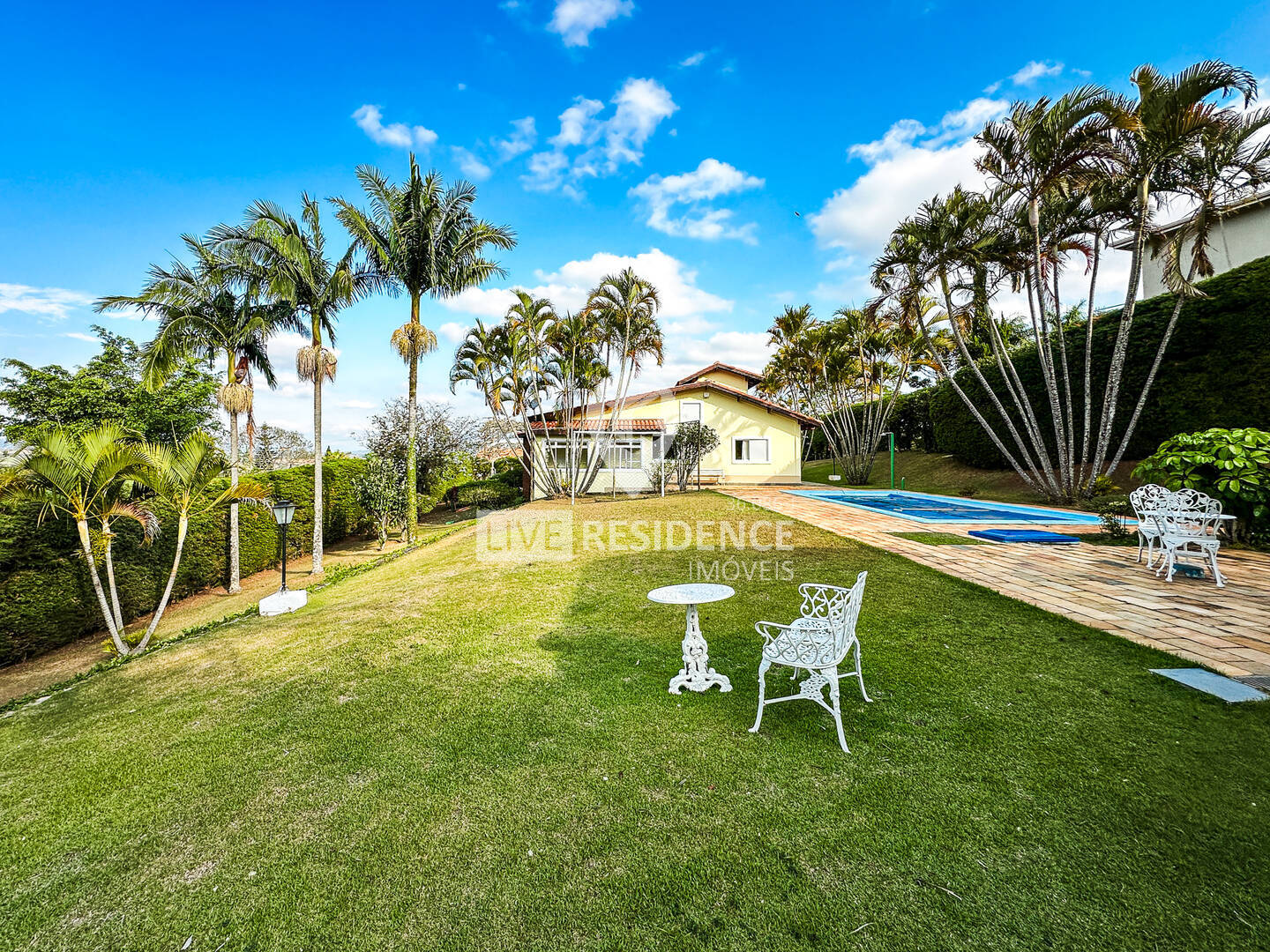 Casa à venda com 3 quartos, 274m² - Foto 32