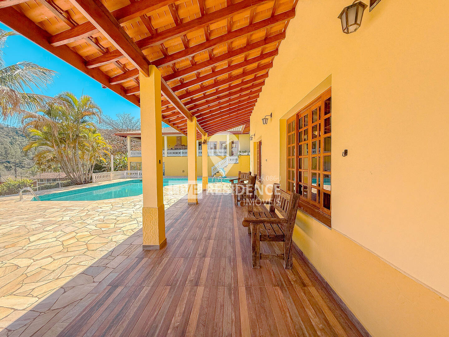 Casa à venda com 4 quartos, 600m² - Foto 5
