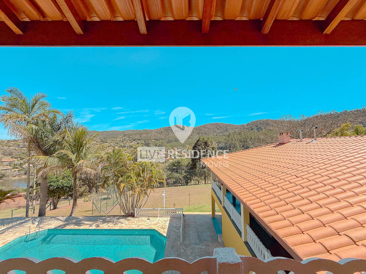 Casa à venda com 4 quartos, 600m² - Foto 7