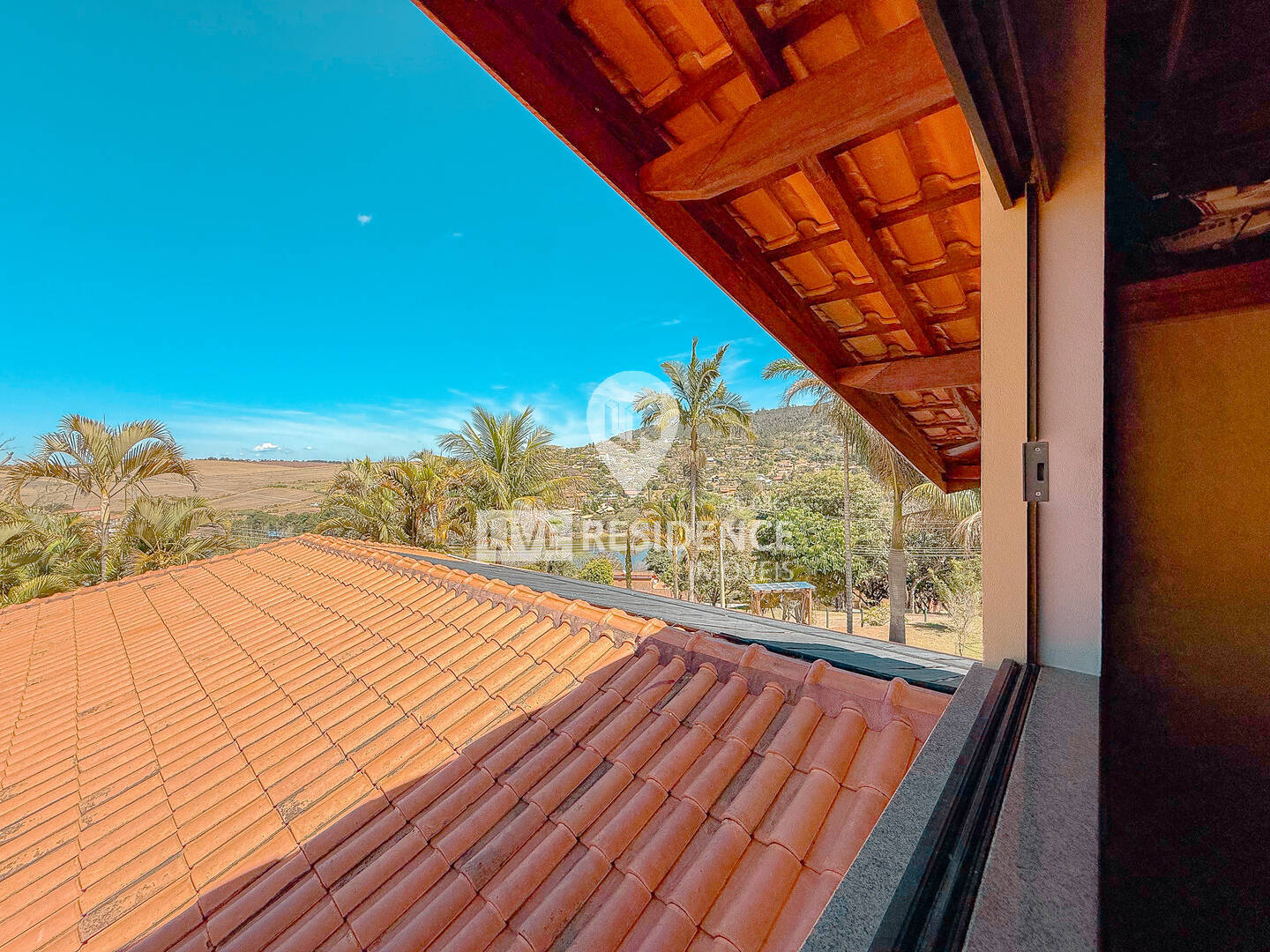 Casa à venda com 4 quartos, 600m² - Foto 42