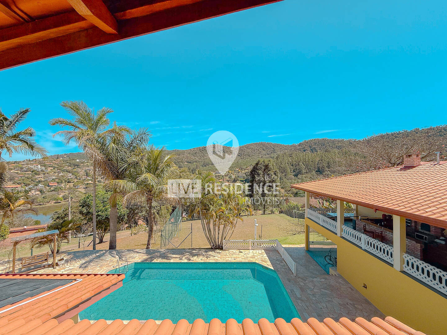Casa à venda com 4 quartos, 600m² - Foto 14