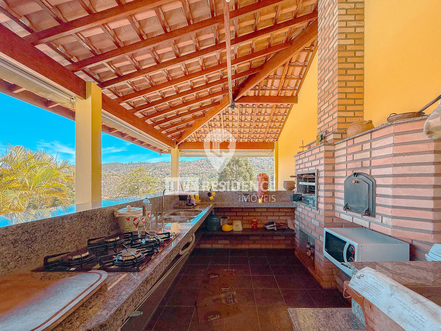 Casa à venda com 4 quartos, 600m² - Foto 13