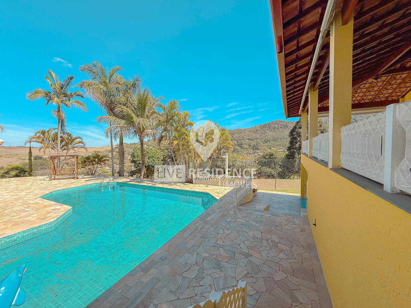 Casa à venda com 4 quartos, 600m² - Foto 15