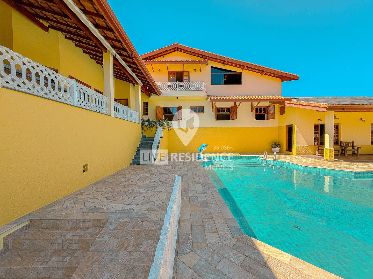 Casa à venda com 4 quartos, 600m² - Foto 10