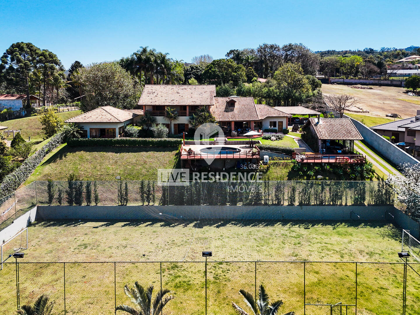 Casa à venda com 5 quartos, 684m² - Foto 2