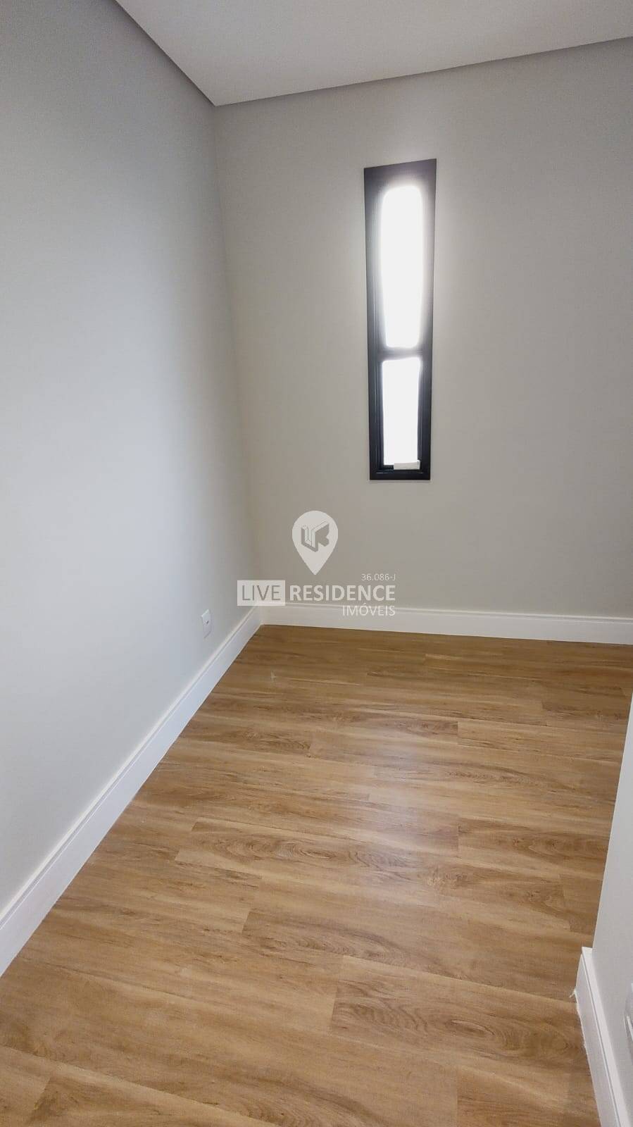 Casa à venda com 3 quartos, 228m² - Foto 11